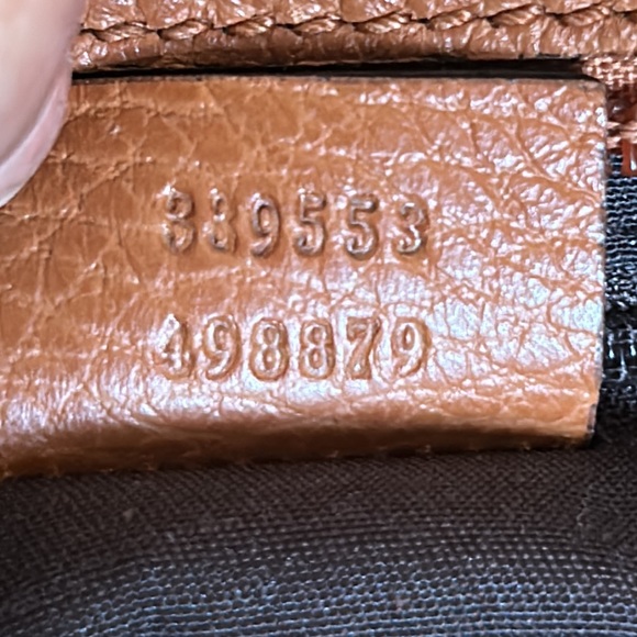 Gucci GG Charm Hobo Camel Pebbled Leather Shoulder Bag - Picture 14 of 16